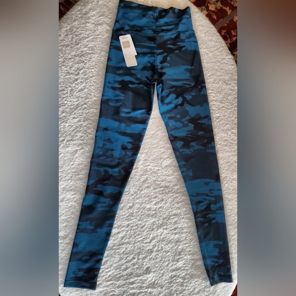 NWT NFL Carolina Panthers Football Leggings SM Women Stretch Pants - Picture 3 of 8